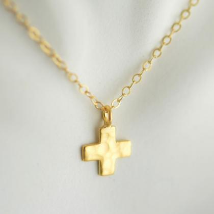 Womens Hammered Cross Charm Necklace,14k Gold..