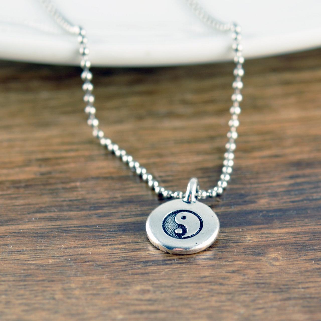 Silver Ying Yang Necklace -pendant Necklace - Mens Necklace - Boyfriend Gift - Anniversary Gift - Ying Yang Charm Pendant