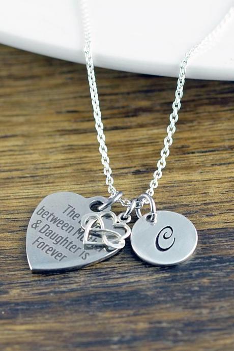 The Love Between A Mother And Daughter Is Forever Necklace / Mother And Daughter Gift, Mothers Jewelry, Mothers Day Gift, Mothers Necklace