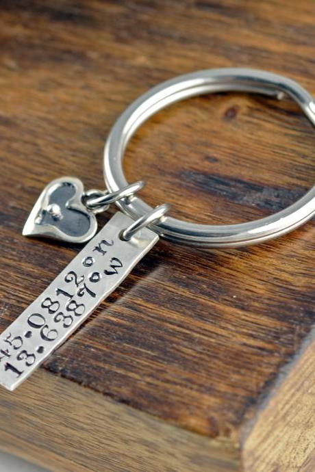 Latitude Longitude Keychain, Custom Coordinates, Gift for Wife, Coordinates Gift,Coordinate Keychain,Valentine's Gift,Personalized Gift