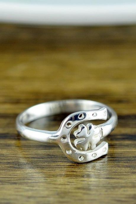Four Leaf Clover Ring - Horseshoe Ring- Clover Ring- Adjustable Ring - Sterling Silver Ring - Sterling Silver Shamrock Ring- Plant Jewelry